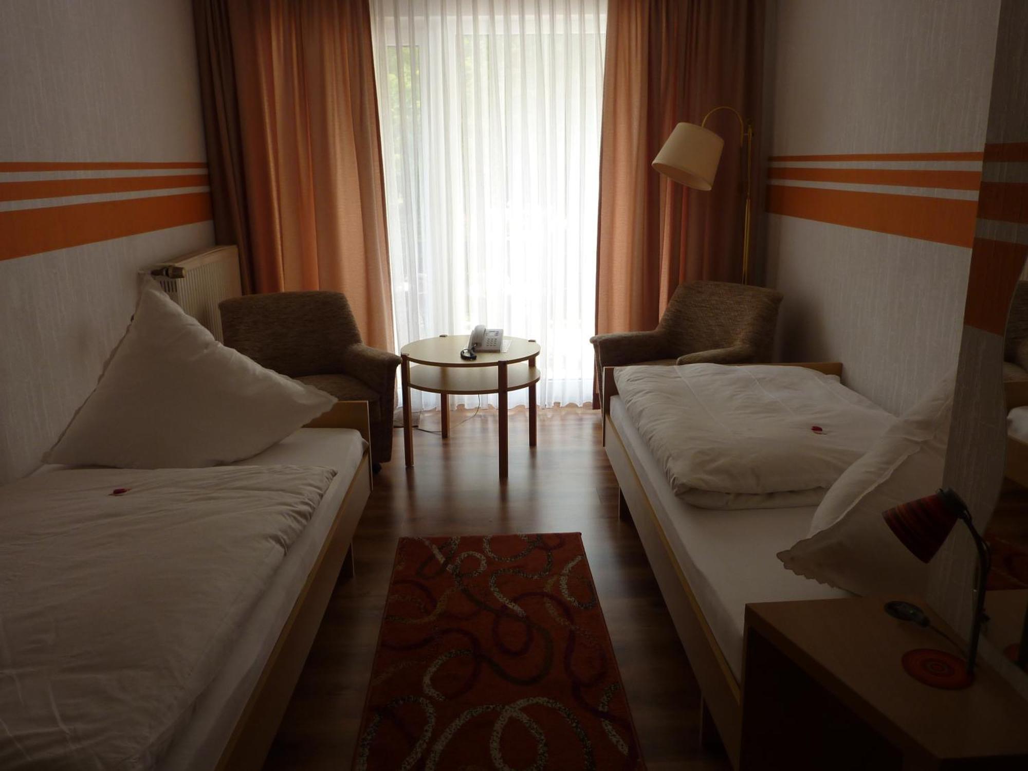 Hotel Oranien Nastatten Экстерьер фото